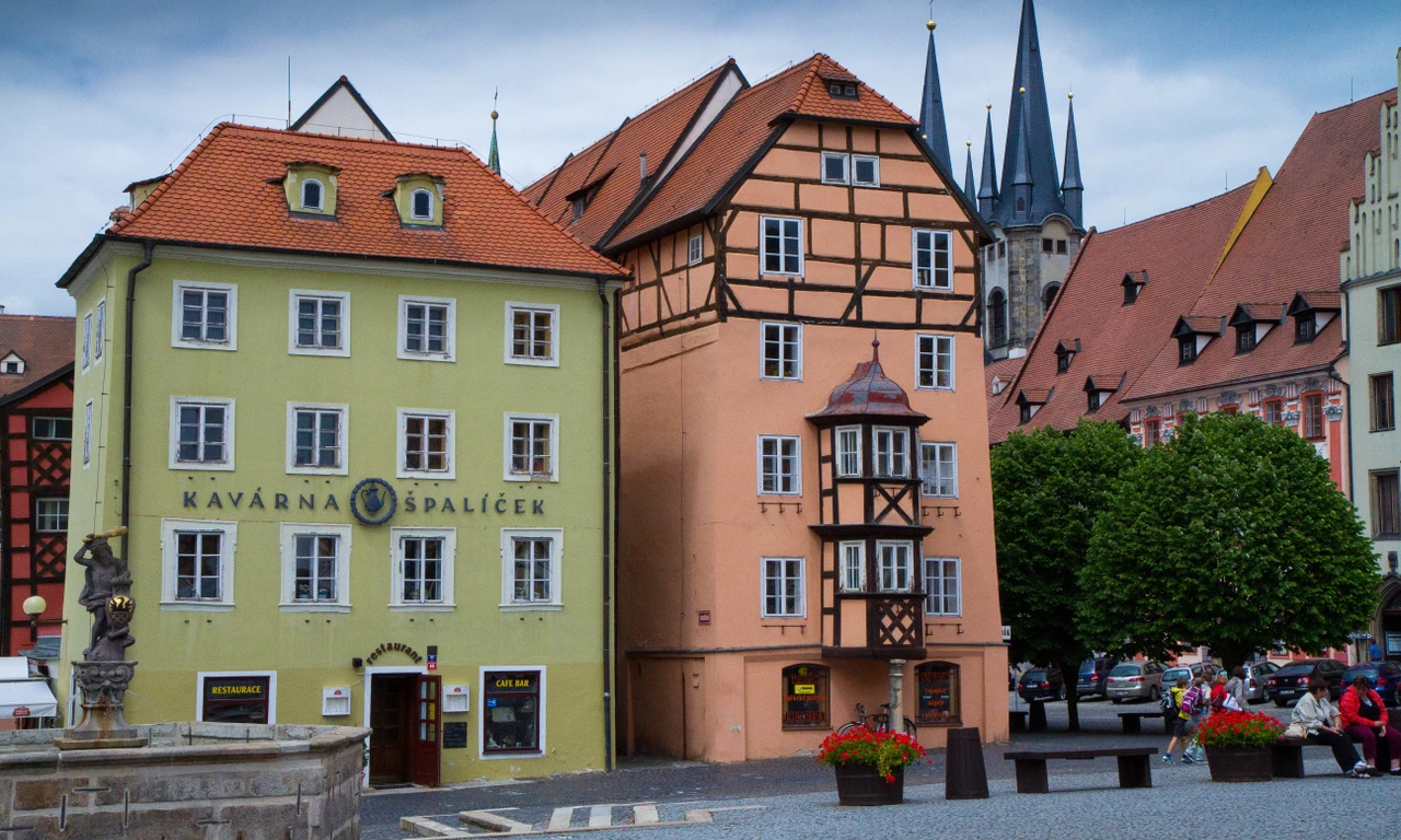 Behind the folk architecture of the Cheb region
